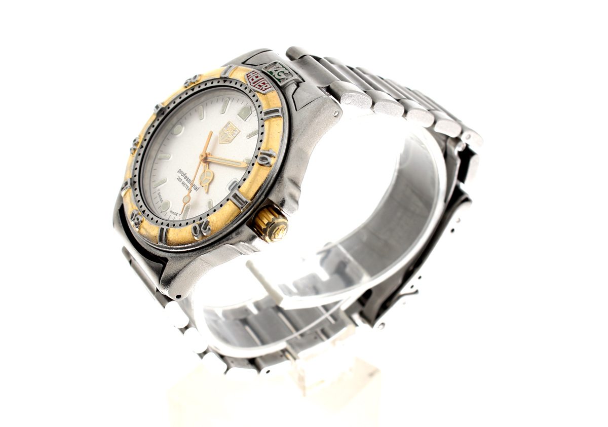Tag heuer professional 4000 quartz hotsell